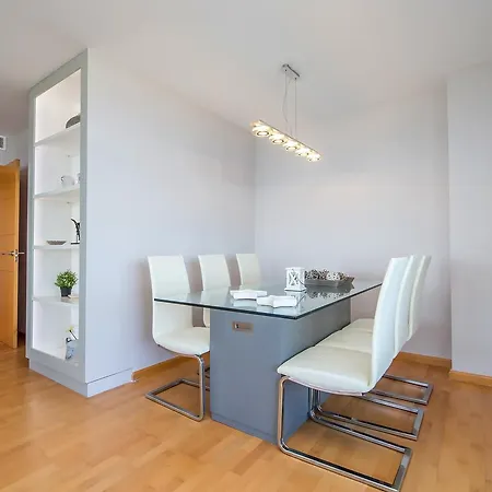 Atico Camarate Golf Appartement